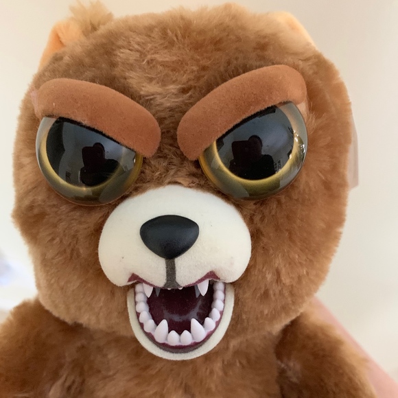 Meet your Posher, Meredith - Picture 8 of 8